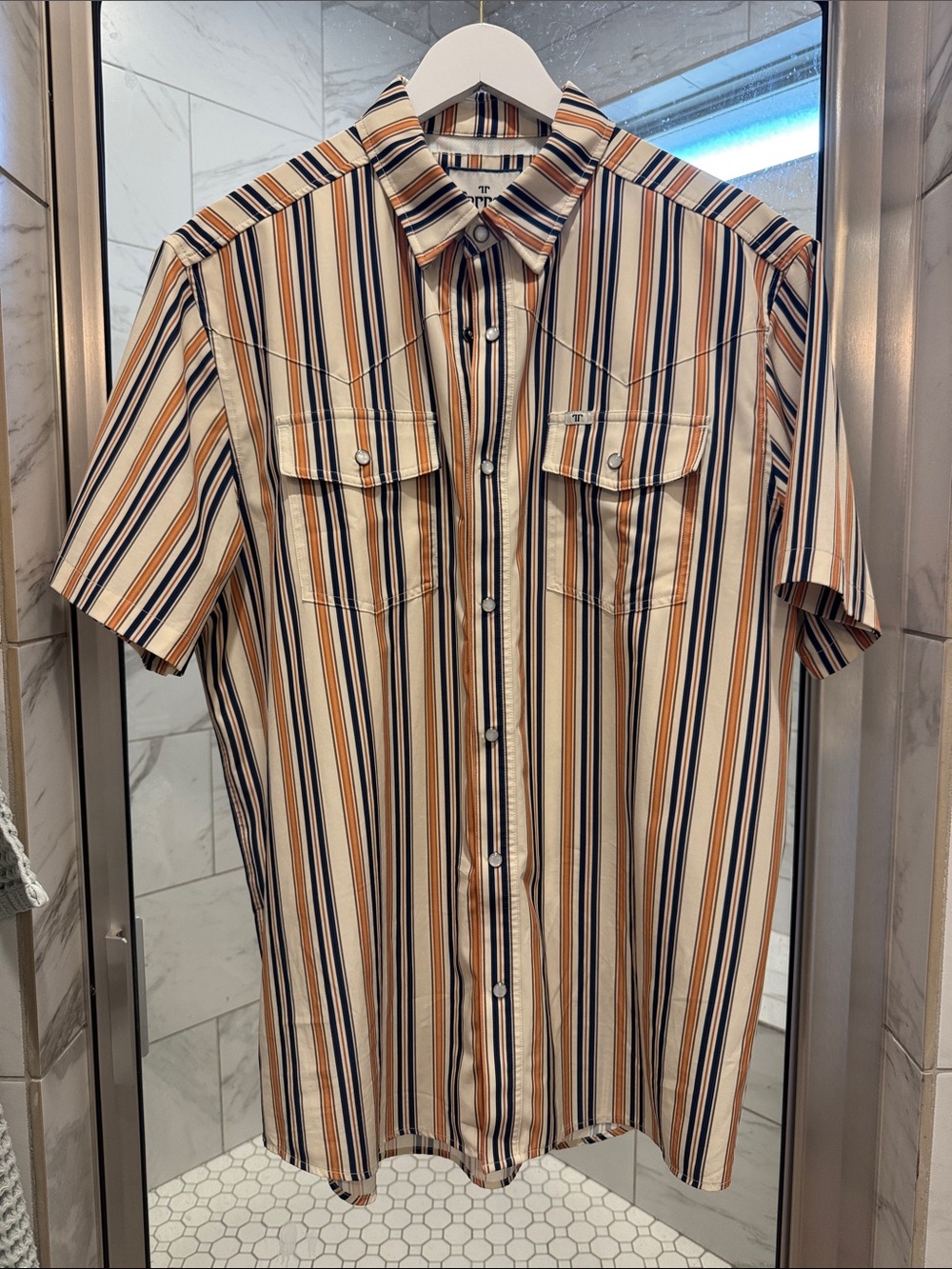 Short-Sleeve Vertical Stripe Button-Down Shirt - Beige Navy